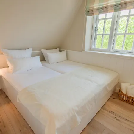 Haus Carla Marie Holiday home *