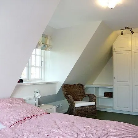 Haus-Carla-Marie-305141 Dom wakacyjny Utersum